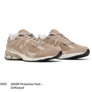 New Balance 2002R Protection Pack Driftwood Womens 9.5 Mens 7.5